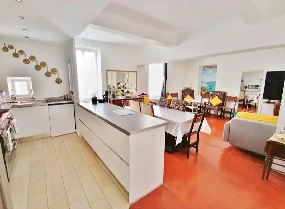 Appartement Familial - 7Pers- Hyeres-Centre 0*, 히에레 프랑스